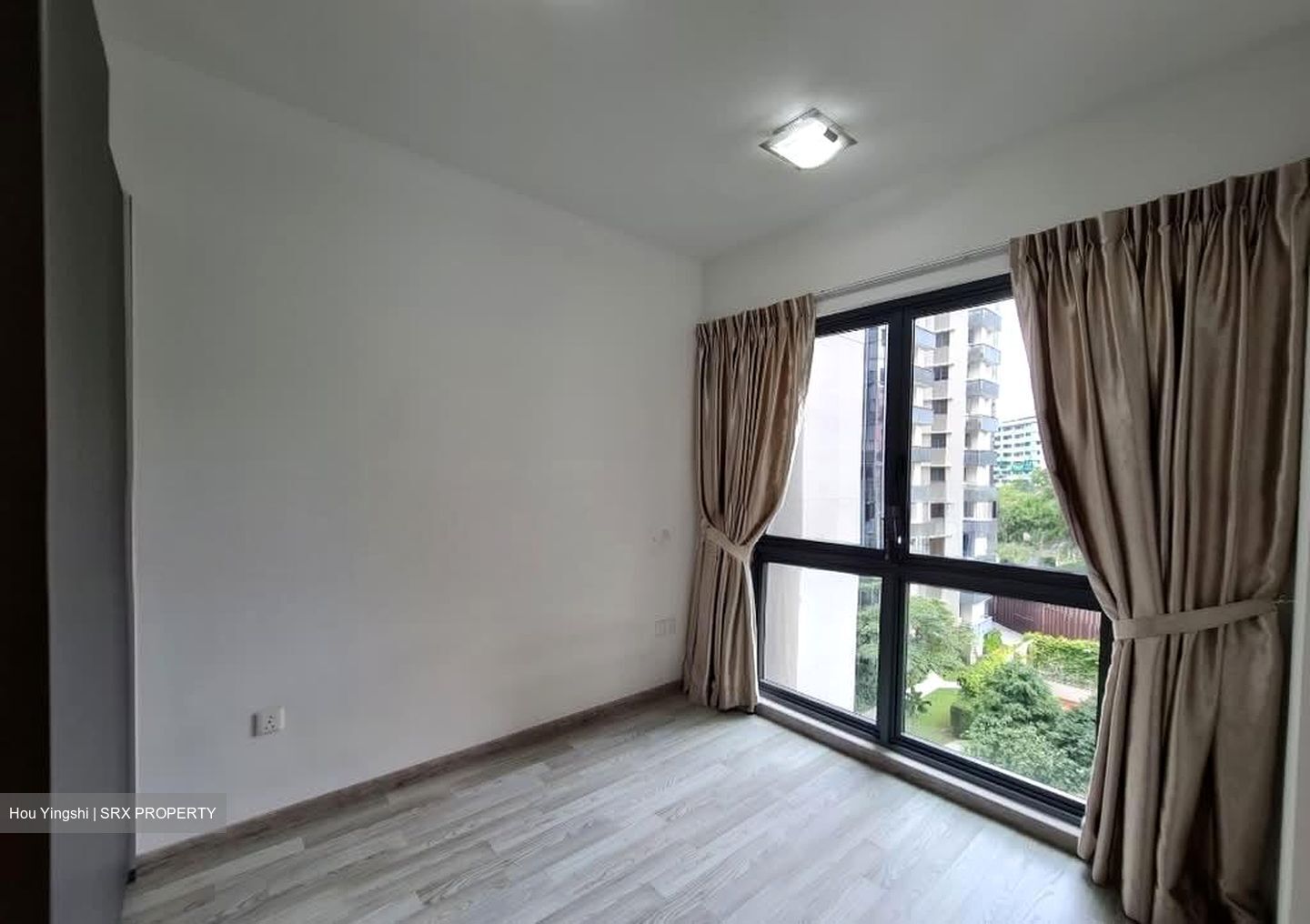 Lakeville (D22), Condominium #558712601
